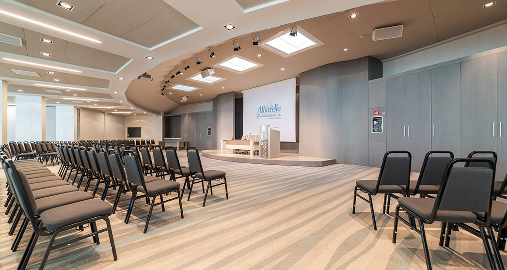 capo nord hotel conference hall