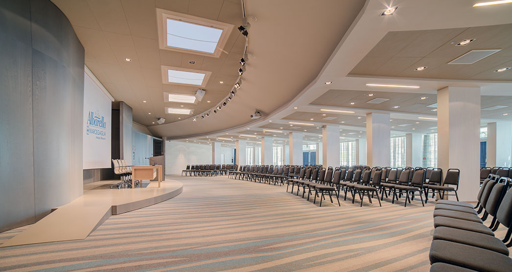 capo nord hotel conference hall