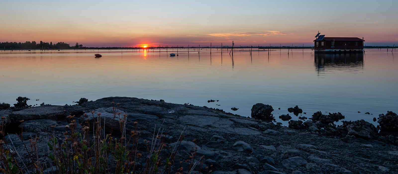 tramonto sul delta del po