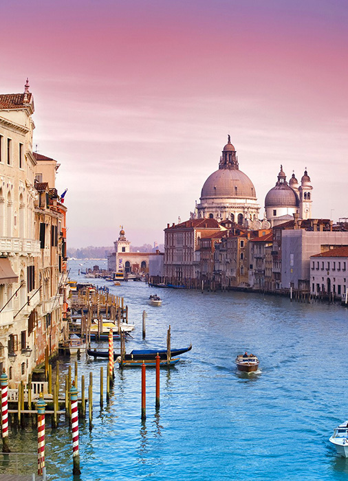 Canal Grande a Venezia con veduta su basilica di Piazza San Marco